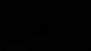 تخلع ملابسها وتفتح طيزها