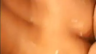 جنس شرجي صعب: ديوك سميكة تمدد مؤخرات لاتينيات على اتساعها