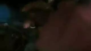 زوج يعرض زوجته للبيع
