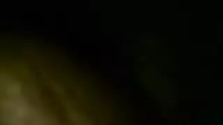 لويزا تكشف عن عصير مهبلها المنزلق