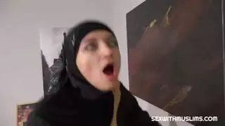 مشتريات فاخرة تؤدي لشرج قاسي وقذف داخلي