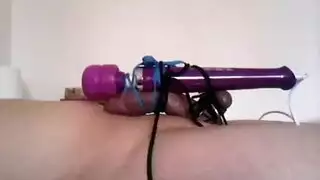 تعذيب وصراخ مولم