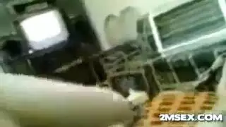 يغتصب جسم ابيض ملبن