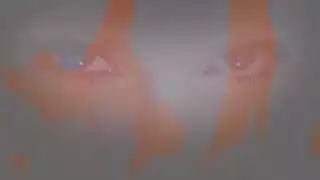 مشهد إباحي: ابن ذو قضيب ضخم يأخذ كلتا المرأتين الأكبر سنا