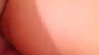 حديث قذر بين مثليات وجنس بالألعاب