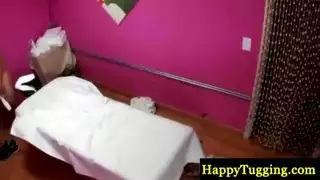 مراهقة آسيوية تم ممارسة الجنس على وجهها وتنتهي بحمل مني