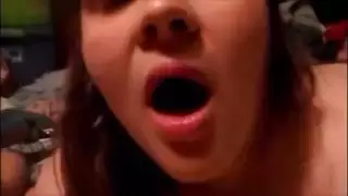 شؤون المكتب: مص القضيب ومداعبة القدم لنائب الرئيس