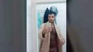 جلسة جماع ثلاثي مكثفة مع إيلاج مزدوج