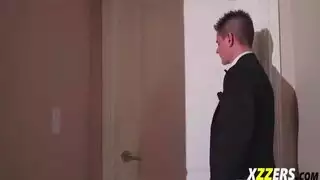 زوجان جديدان ساخنان في نيك مزدوج قوي