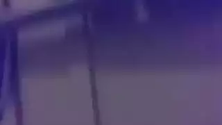 جماع عنيف في السجن: سجين يمص القضيب ويستسلم للجميع
