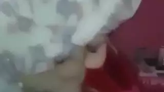 فتاة عربية محجبة تستمني