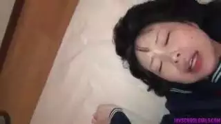 سكرتيرة يوري الشهوانية تمارس الجنس مقابل المال في بورنو مكتبي صريح