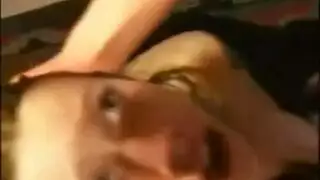 يبكيها و يولع كسها في الوضع الكلابي