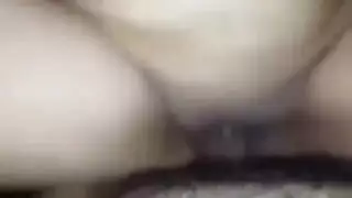 احتفال نكاح إكس إكس إكس: مص علوي الرطب يؤدي إلى اختراق مهبلي مكثف