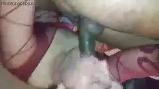 المخنث يُوسم من قبل صديقه المتحمس جنسياً