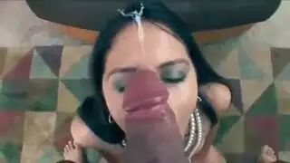 مثليات تمارس الجنس على الوجه مع شعر اللحية