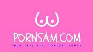 جميلة مجعدة الشعر تحصل على جماع ثنائي عنيف