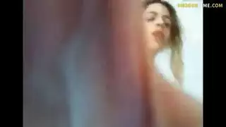 مراهقة شقراء مربوطة وعصابة عنيفة