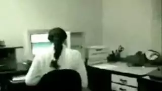 كام مثير وقحة مص الديك في حوض الاستحمام