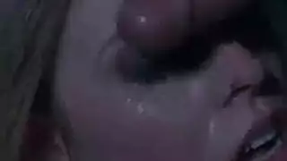 الأم الشقراء كبيرة الصدر ساندرا في جلسة نكاح كلاسيكي قاسية