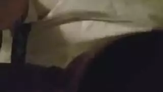 قضيب أسود ضخم يملأ ميلف هواة في مشهد صريح