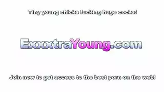 سكس أجنبي زب طويل يقذف بكس حبيبته البيضاء الجميلة
