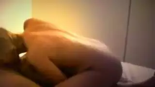 مص عميق وأفعال جنسية صريحة