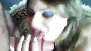 لبنانية في فيلا
