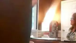 يتحرشون بالطالب الجامعية في الأوتوبيس