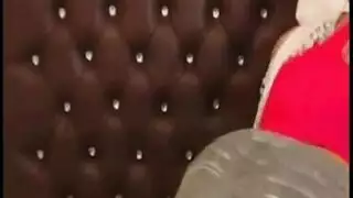 لبنانبة تعرض كام