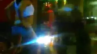 زوجة الأب تستيقظ مثيرة لجماع شرجي صباحي