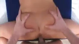 نساء ممتلئات يتلقين جنس فموي مكثف لسان عميق في كس سمين