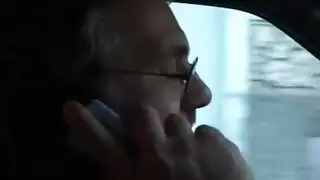 تختنق بقضيبه الضخم قبل الحصول على حمولته الساخنة