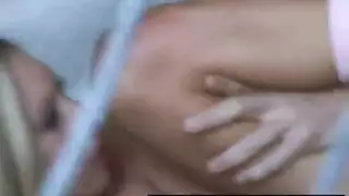 مترجم اقنع بنات