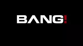 اخته جميله ومربربه مطلقه اخوها الكبير الذي ينيكها وينزل اللبن في كسها مترجم