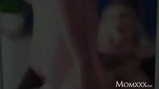 ركوب ناضج بالطريقة العكسية ريمكس شريط جنس صريح