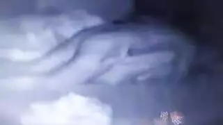 ممرضة وقحة تستعد فرجها الضيق لممارسة جنس قاسي مع مريض