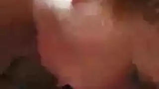 عاهرة الحظيرة صوفيا تتوسل للمزيد من القضيب من حبيبها