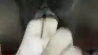 ضخ شرج عميق وقوي من أجل متعة هذه الزوجة الشرقية