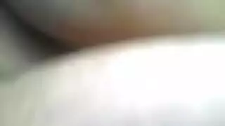 دخلت على بنت عمتي وجسمها موت