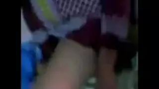 العمة الهندية الحارّة ذات الأثداء الكبيرة تمص وتركب من أجل السائل المنوي