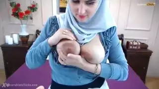 حمام حليب مزدوج للثدي إغراق في بورن رضاعة قاسي