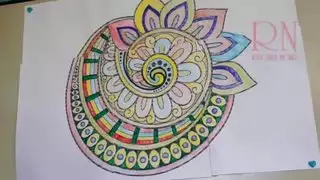 رسم عاري ديسي: جلسة فن صريحة مع موسيقى للكبار
