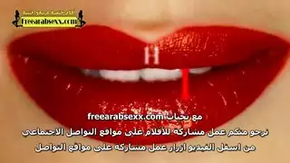 معلمة مغرية تأخذ قضيب الطالب الكبير لعملية جنس جماعي في الفصل