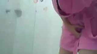 حرارة الصحراء: حفلة نيك عربية متعرقة