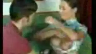 تمثيل دور الأم إباحي