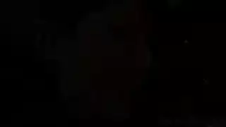 زوجان آسيويان ساخنان يؤديان أفعالاً صريحة على ويبكام مقابل المال