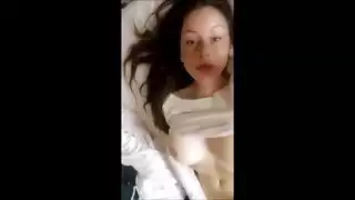الابن يغتصب امه و هيا نايمة بالعنف