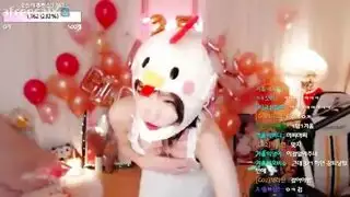 حزب في حلبة الرقص مرح معكم جميعا