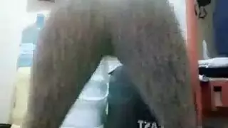 فيلم إباحي عابر: سينثيا تستقبل قضيب مجهول